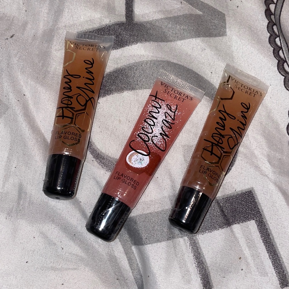 victoria gloss